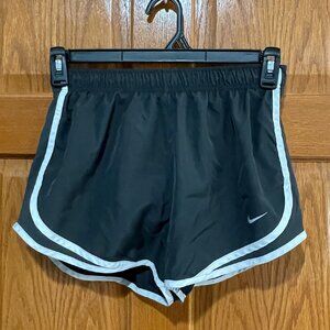 NIKE DRI-FIT Women's M Charcoal Gray Running Athleisure Built-In Liner Shorts